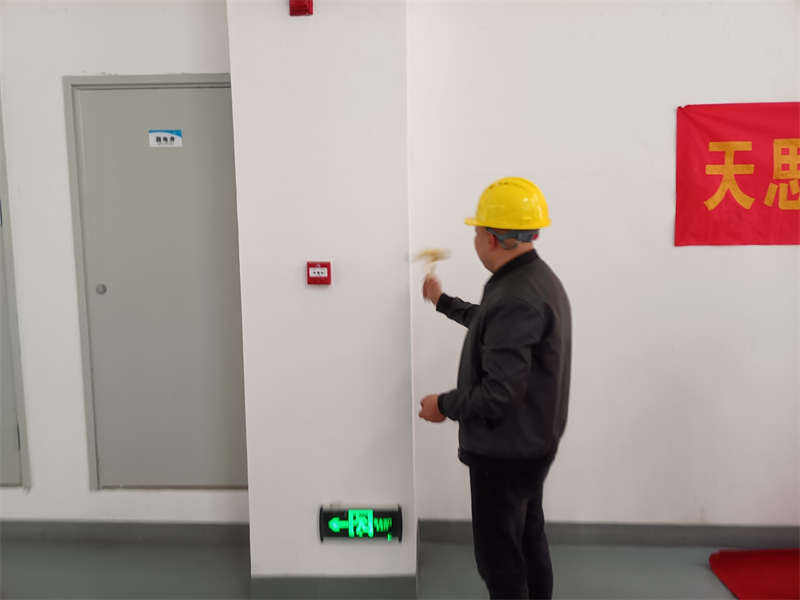 <a href=http://www.fanhqwl.com/gccf/ target=_blank class=infotextkey>合肥廠房裝修</a>