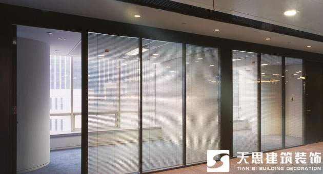 <a href=http://www.fanhqwl.com/ target=_blank class=infotextkey>合肥辦公室裝修</a>玻璃